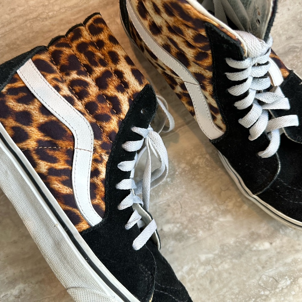 Vans Women's Leopard Print High-Top Sneakers